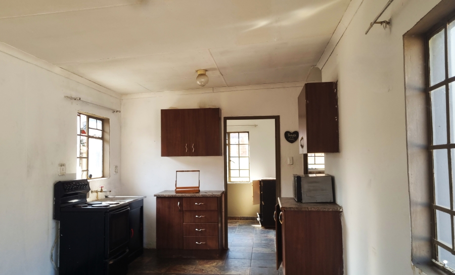 7 Bedroom Property for Sale in Oos Einde North West